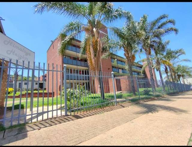 3 BEDROOM APARTMENT FOR SALE IN LAUDIUM